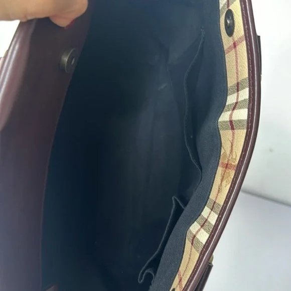 Burberry Haymarket PVC leather laptop bag - Picture 7 of 10